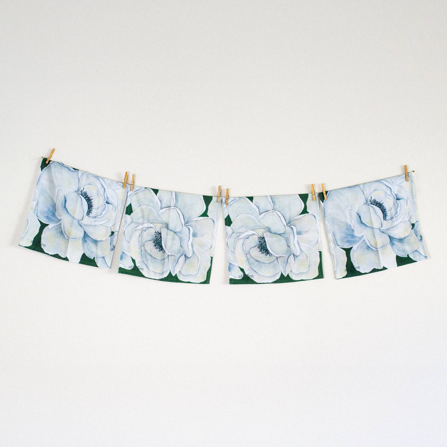 Still blooming Floral Napkins Set of 4 Home decor South Africa Kitchen decor table linen (2) flower serviettes